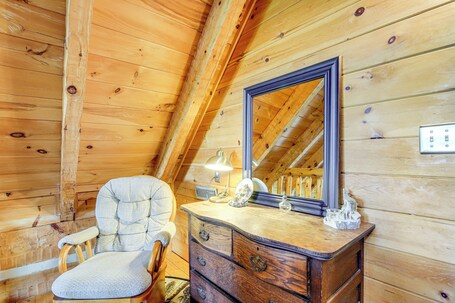 Cabin w Community Perks: Half mi to Ober Mountain - Image 22