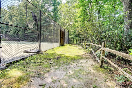 Cabin w Community Perks: Half mi to Ober Mountain - Image 15