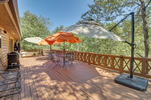 House (3 Bedrooms) | Interior - Hot Springs Cabin w/ Deck + Mountain Views! (Hot Springs Village)