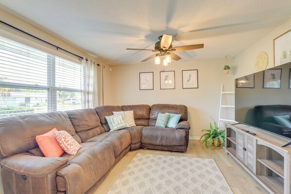 House (2 Bedrooms) | Front of property