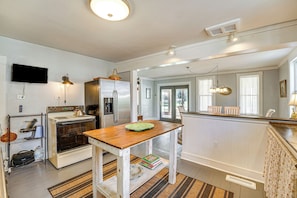 House (4 Bedrooms) | Interior - Spacious Vintage Gem w/ Sunroom in Manistee! (Manistee)