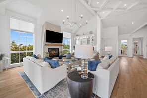 TV, fireplace, offices