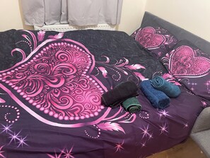 4 Schlafzimmer, Bügeleisen/Bügelbrett, WLAN, Bettwäsche