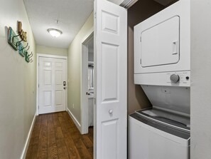 Interior - 1BD/1BA Condo with Hallway Bunks, Steps to Public Beach, Pool + Hot Tub (Perdido Key)
