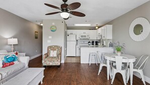 Smart TV, DVD player - 1BD/1BA Condo with Hallway Bunks, Steps to Public Beach, Pool + Hot Tub (Perdido Key)
