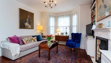 3 bedrooms