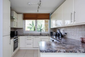 2 habitaciones y acceso a internet