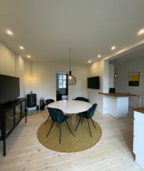 Apartment | 2 bedrooms, Internet