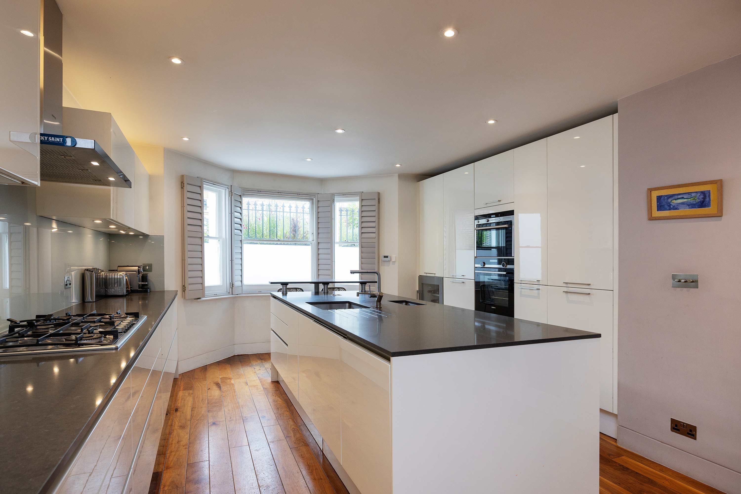 House | 5 bedrooms, Internet