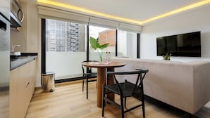 Unclassified image, 3 of 41, button - w Fabulous Loft w/ Fantastic Balcony in Colima (Mexico City)
