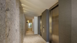 Unclassified image, 3 of 47, button - w Stunning Loft w/ Modern Balcony in Colima (Mexico City)
