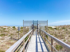 アパートメント | 2 室のベッドルーム、インターネットアクセス