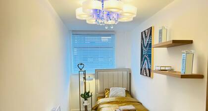 Luxury 4 Bedroom Apartment