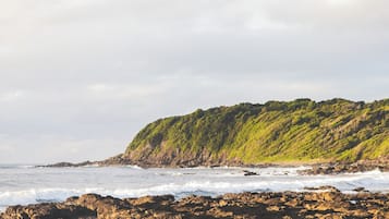 靠近海滩