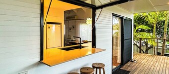 Pet Friendly Sapphire House at Diamond Beach is a gorgeous 4 bedroom home