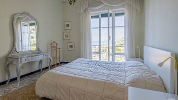Apartment, Meerblick | 2 Schlafzimmer, kostenloses WLAN