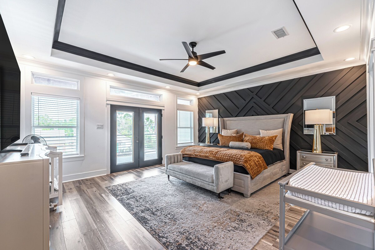 Photo 53 of Downtown Houston Escape 3BR Modern Home + Heated Pool