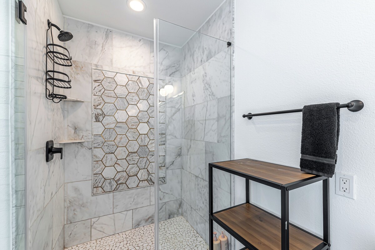 Photo 5 of Downtown Houston Escape 3BR Modern Home + Heated Pool