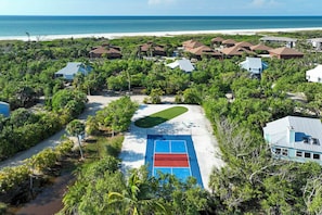 Sport court - Charming and updated throughout, Sealoft Village #105 in Sanibel (Sanibel Island)