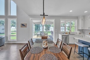 House, 4 Bedrooms | Private kitchen | Fridge, oven, coffee/tea maker, electric kettle