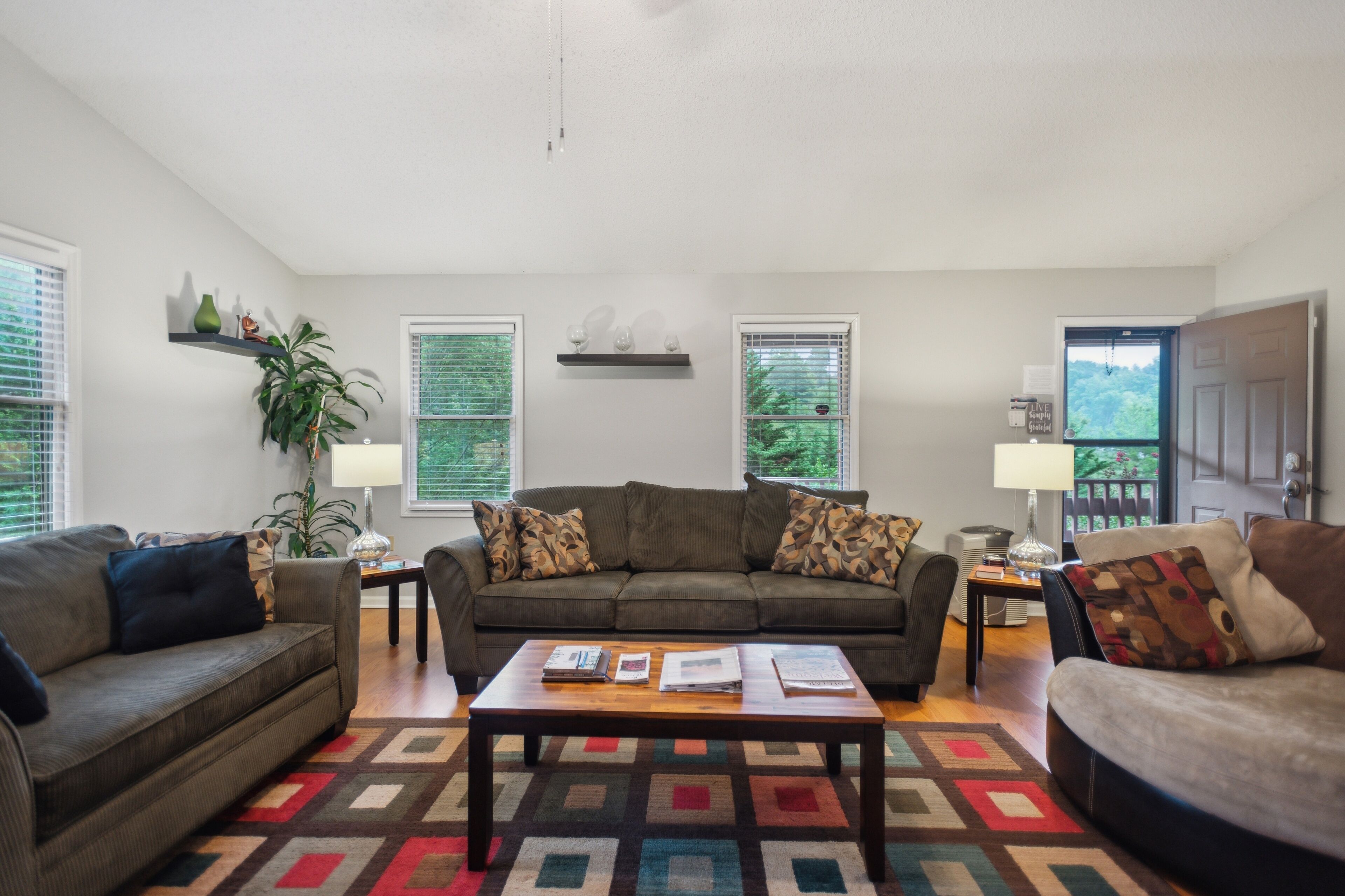 House, 3 Bedrooms | Living area | Smart TV