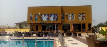 AM 2 PM Hotel and Suites