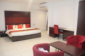 Deluxe Room, Balcony, City View | Desk, laptop workspace, free WiFi - AM 2 PM Hotel and Suites (Ijebu Ode)