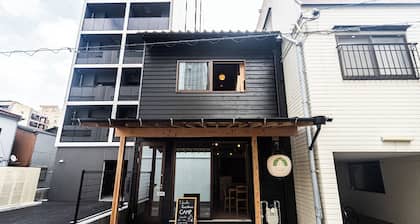 Fukuoka Guesthouse CAMP