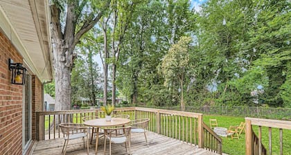 King Bed & Fire-pit in Central Charlotte
