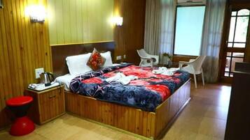 Executive Double Room, City View | Free WiFi, bed sheets