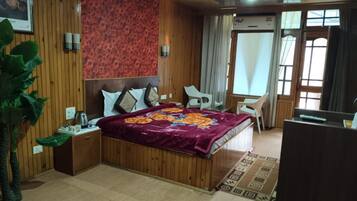 Executive Double Room, City View | Free WiFi, bed sheets