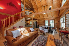Smart TV, fireplace, table tennis
