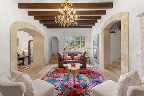 Living area - Almond Valley - you have reached your destination  (Pollensa)