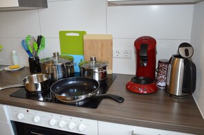 Private kitchen - Vacation apartment Am Brunnen Nr 2 (Rheinhausen)