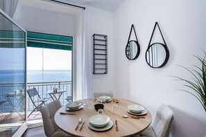 Dining - La Perla sul Mare by Wonderful Italy (Genova)