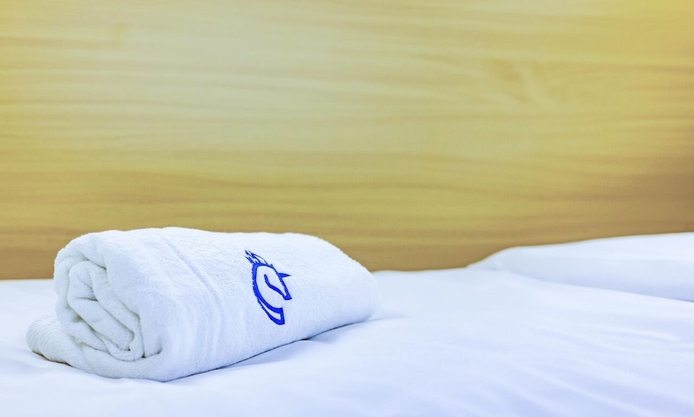 Ultimate Beachfront Capsule Beds At Kite Beach And Sunset Beach! - Dubai