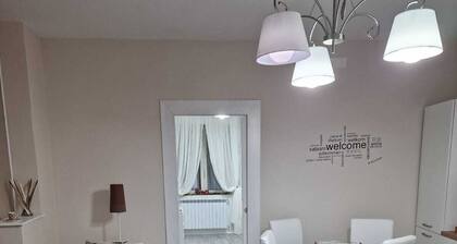 Casetta incantevole con tutti i servizi nel centro storico di Montesarchio,