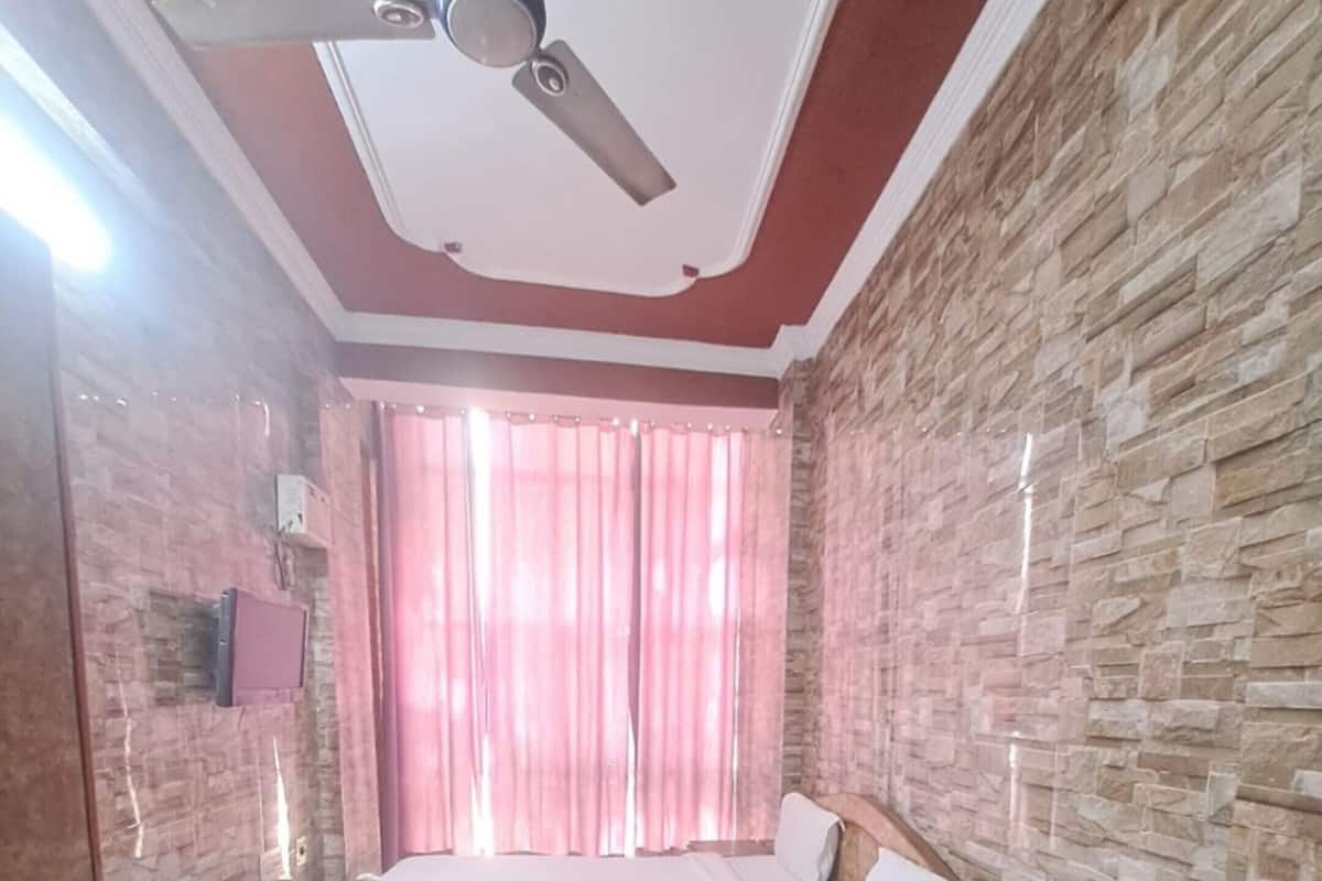 Royal Double Room, Multiple Bedrooms | Kalis bunyi, Wi-fi percuma, cadar katil
