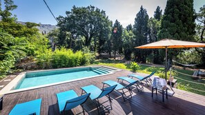 Outdoor pool - Rustic 4 bedroom villa with all the modern amenities in quiet surrounding (Mlini)