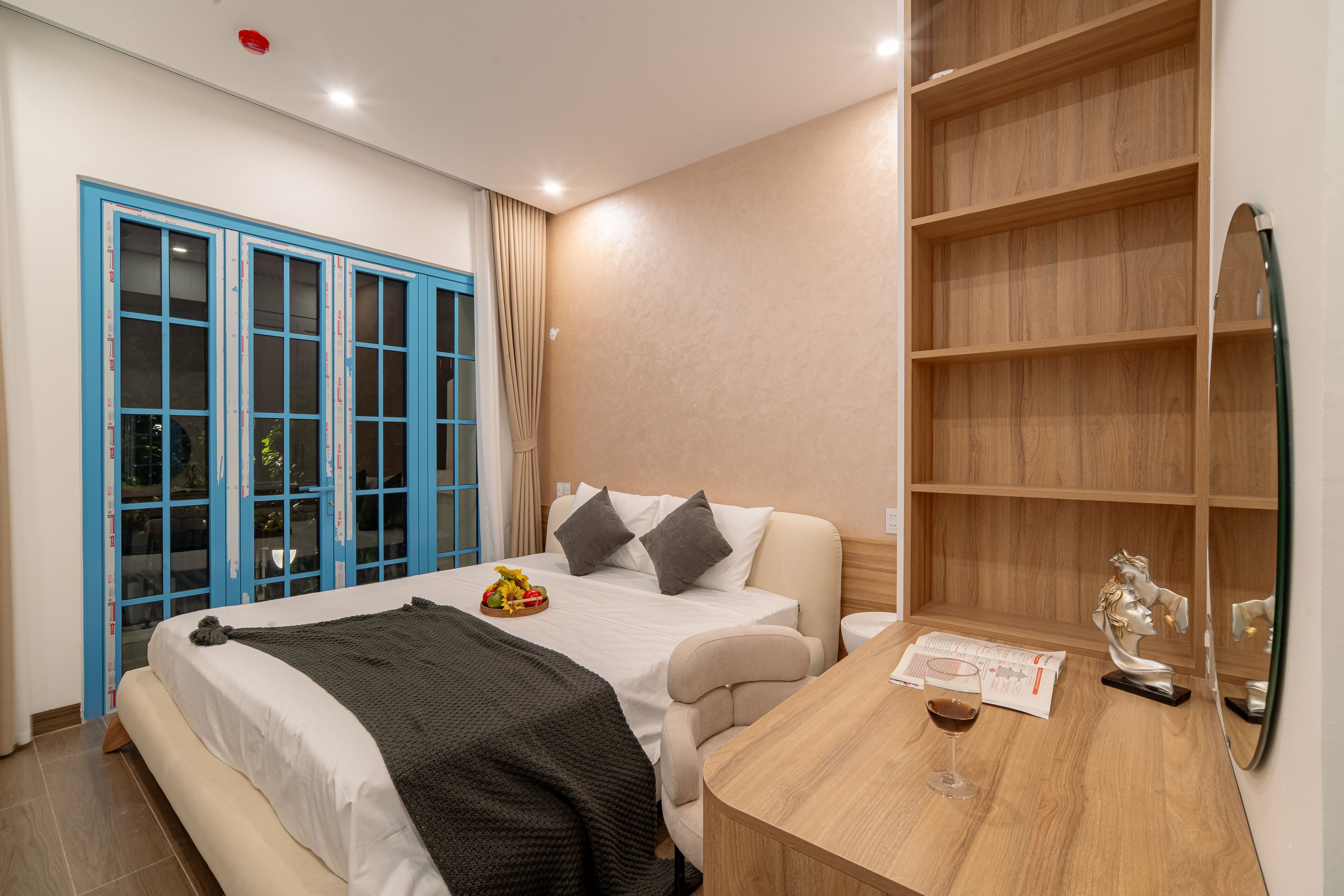 Panoramic Villa | Memory-foam beds, individually decorated, desk, free rollaway beds