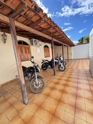 Enceinte de l’hébergement