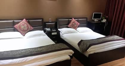 Luliang Yiyuan Business Hotel