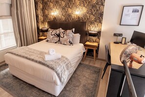 1 Schlafzimmer, Zimmersafe, Bügeleisen/Bügelbrett, WLAN