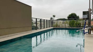 Piscina a l'aire lliure