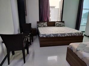 Chambre Quadruple Familiale, vue ville