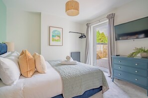 4 Schlafzimmer, Bügeleisen/Bügelbrett, kostenloses WLAN, Bettwäsche