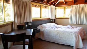 Habitación doble | Caja fuerte y wifi gratis