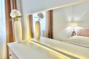 4 bedrooms, bed sheets - House with sea view - Punta Secca (Punta Secca)