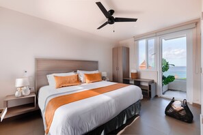 Premium bedding, down duvets, in-room safe, blackout curtains - Azulea Isla Mujeres Hotel & Spa (Isla Mujeres)