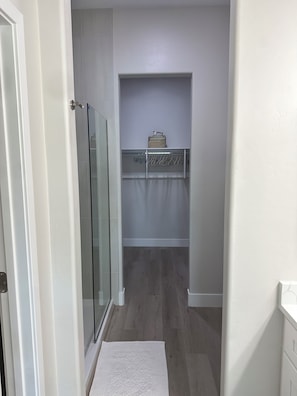 Interior - BRAND NEW 2 Bedroom/ 2 Bath that sleeps 6! LOCATION, LOCATION! Gated community (Tucson)
